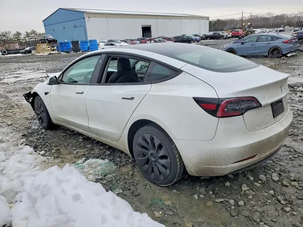 5YJ3E1EB0NF316599 2022 TESLA MODEL 3 - Image 2