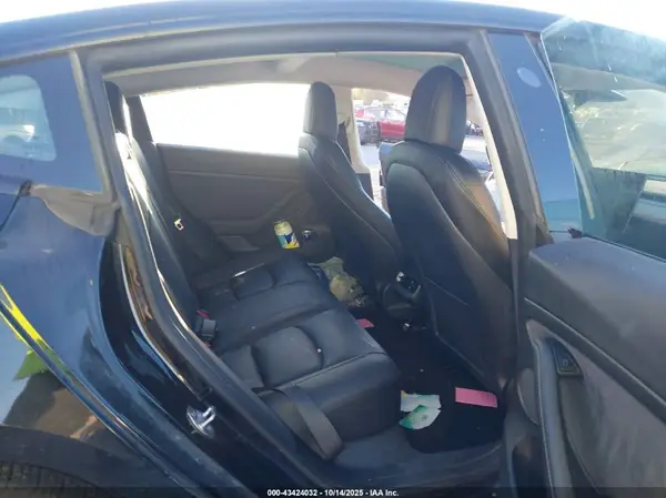 5YJ3E1EB0NF316859 2022 TESLA MODEL 3 - Image 8