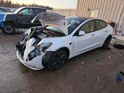 5YJ3E1EB0NF323004 2022 TESLA MODEL 3