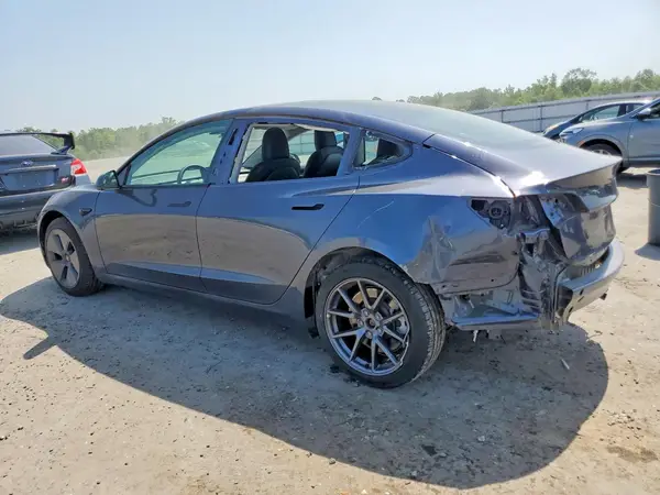 5YJ3E1EB0NF324508 2022 TESLA MODEL 3 - Image 2