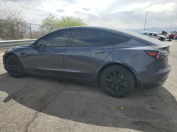 5YJ3E1EB0NF329143 2022 TESLA MODEL 3 - Image 2