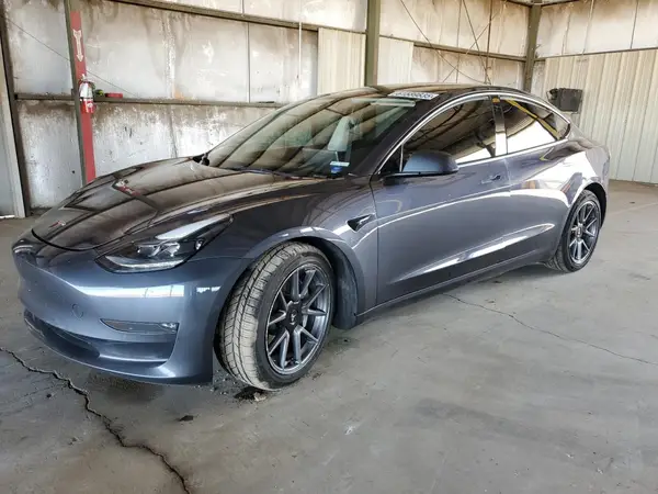 5YJ3E1EB0NF335427 2022 TESLA MODEL 3 - Image 1