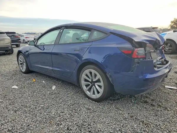 5YJ3E1EB0NF336643 2022 TESLA MODEL 3 - Image 2