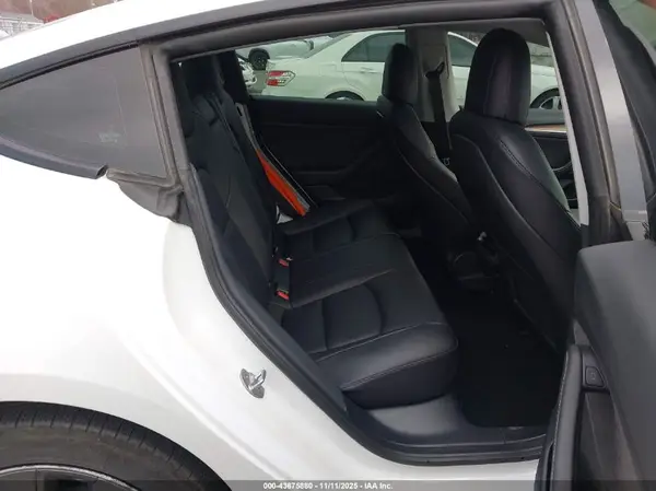 5YJ3E1EB0NF339221 2022 TESLA MODEL 3 - Image 8