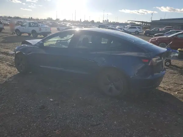 5YJ3E1EB0NF350218 2022 TESLA MODEL 3 - Image 2