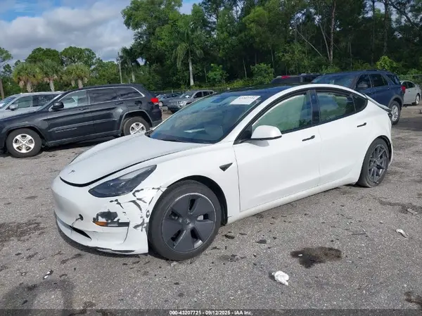 5YJ3E1EB0NF351174 2022 TESLA MODEL 3 - Image 2