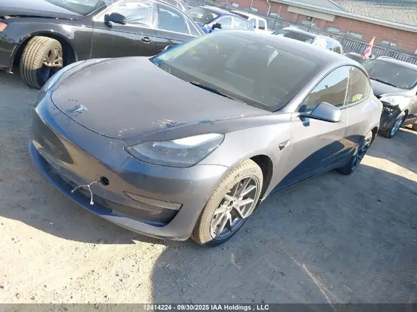 5YJ3E1EB0NF353488 2022 TESLA MODEL 3 - Image 2