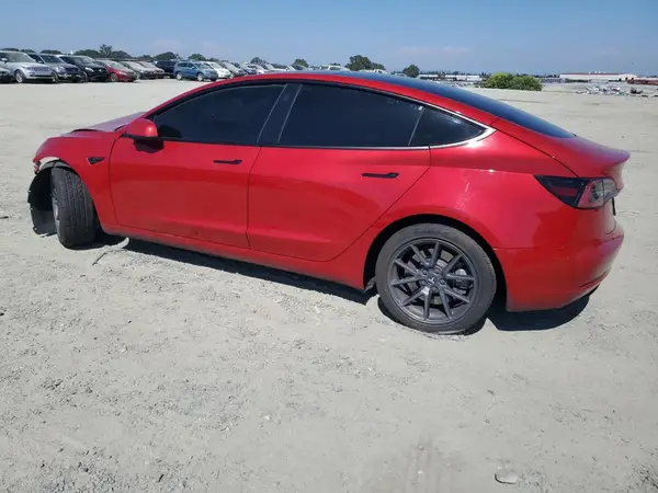 5YJ3E1EB0NF354656 2022 TESLA MODEL 3 - Image 2
