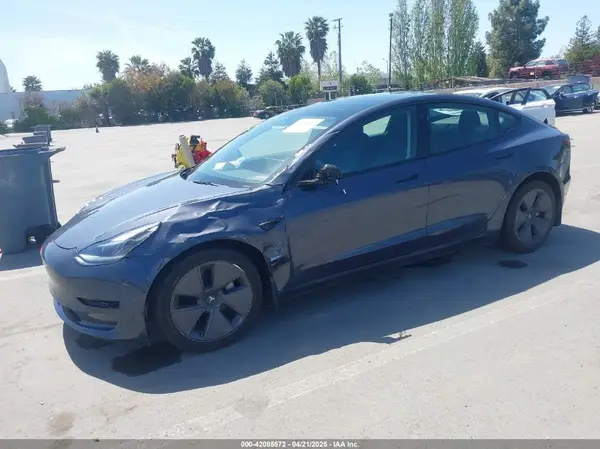 5YJ3E1EB0NF364989 2022 TESLA MODEL 3 - Image 2