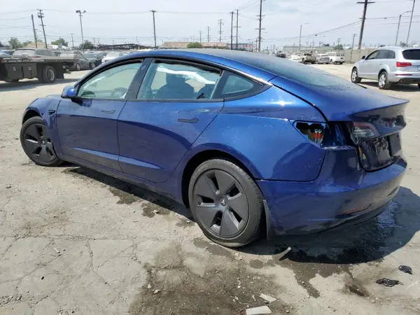 5YJ3E1EB0NF365611 2022 TESLA MODEL 3 - Image 2