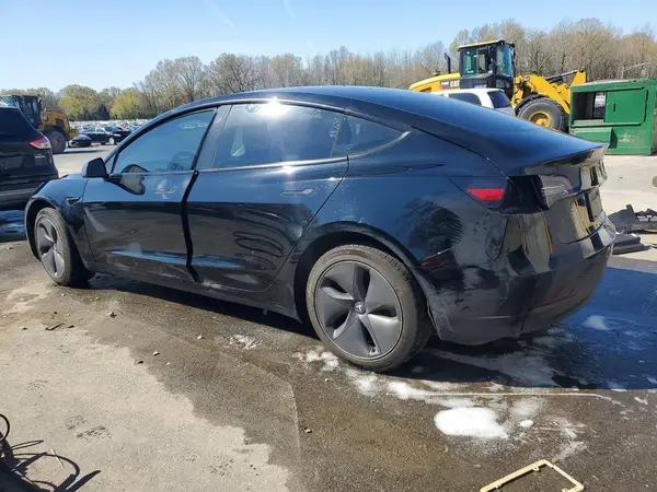 5YJ3E1EB0PF392195 2023 TESLA MODEL 3 - Image 2