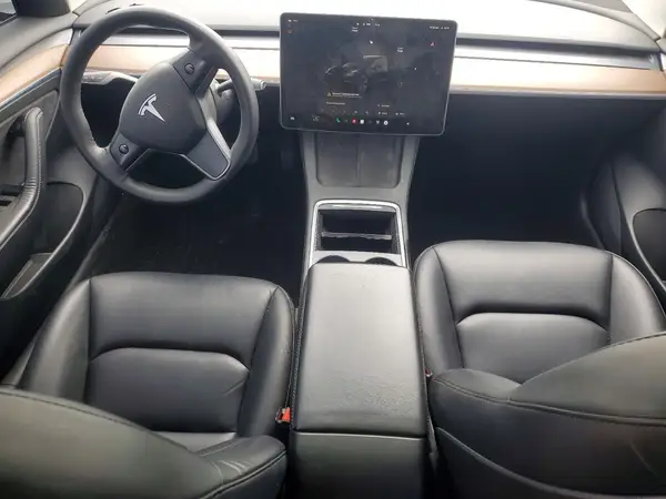 5YJ3E1EB0PF392195 2023 TESLA MODEL 3 - Image 8