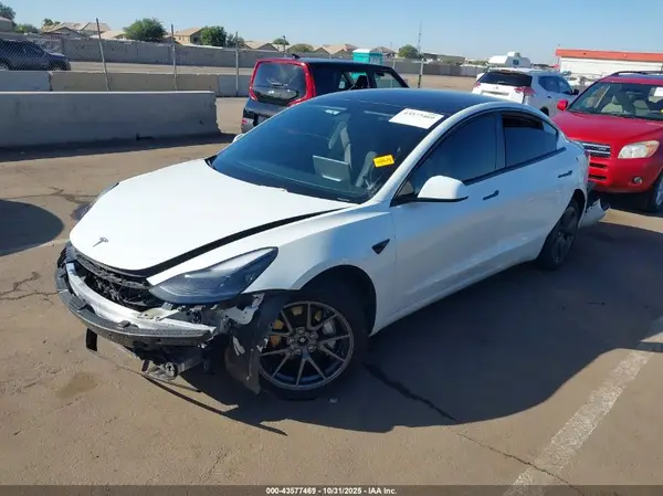 5YJ3E1EB0PF592039 2023 TESLA MODEL 3 - Image 2