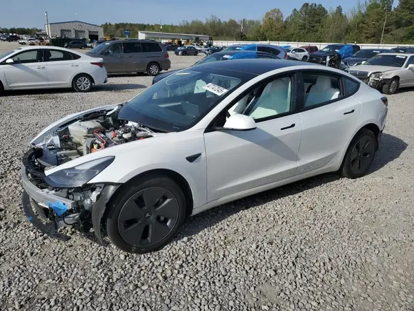 5YJ3E1EB0PF593188 2023 TESLA MODEL 3 - Image 1