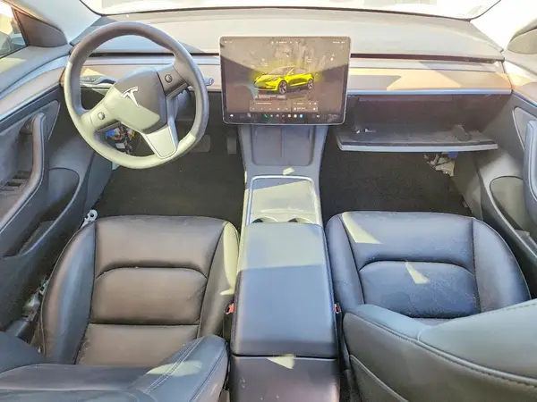5YJ3E1EB0PF593272 2023 TESLA MODEL 3 - Image 8