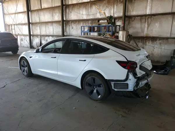 5YJ3E1EB0PF593711 2023 TESLA MODEL 3 - Image 2