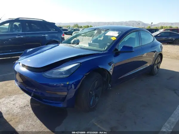 5YJ3E1EB0PF603721 2023 TESLA MODEL 3 - Image 2