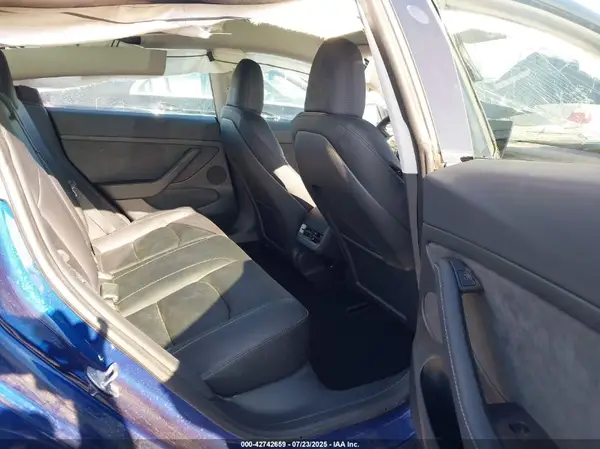 5YJ3E1EB0PF603721 2023 TESLA MODEL 3 - Image 8