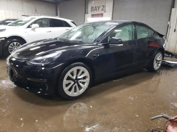 5YJ3E1EB0PF608630 2023 TESLA MODEL 3 - Image 1