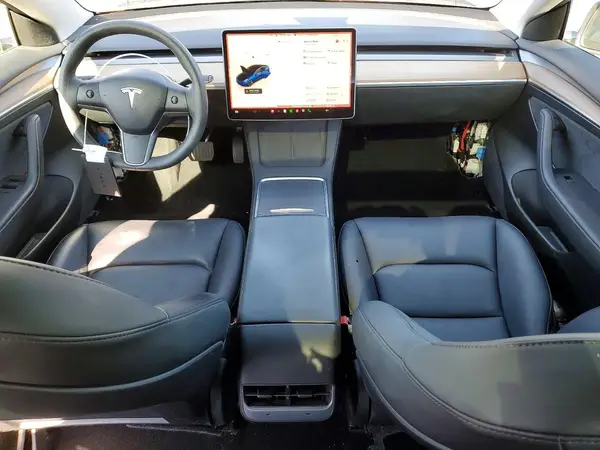 5YJ3E1EB0PF610488 2023 TESLA MODEL 3 - Image 8