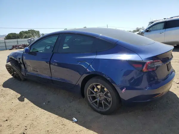 5YJ3E1EB0PF611964 2023 TESLA MODEL 3 - Image 2