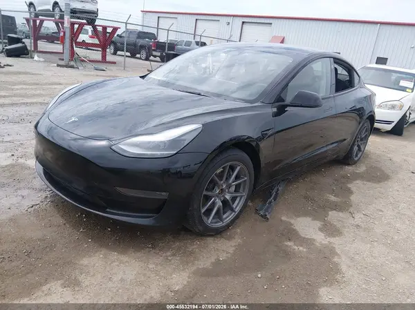 5YJ3E1EB0PF615416 2023 TESLA MODEL 3 - Image 2
