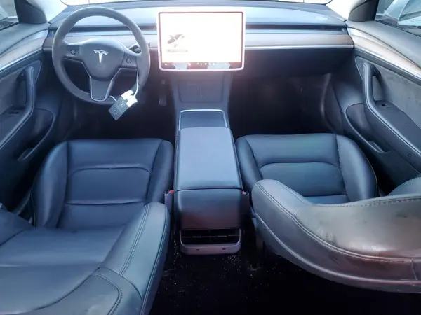 5YJ3E1EB0PF637691 2023 TESLA MODEL 3 - Image 8