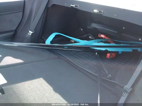 5YJ3E1EB0PF688172 2023 TESLA MODEL 3 - Image 8