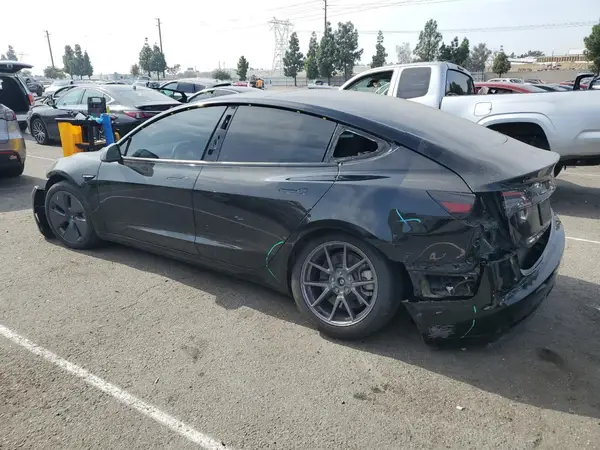 5YJ3E1EB0PF712311 2023 TESLA MODEL 3 - Image 2