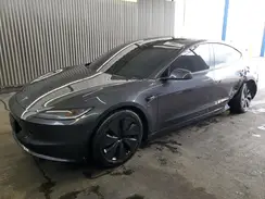 5YJ3E1EB0RF743061 2024 TESLA MODEL 3
