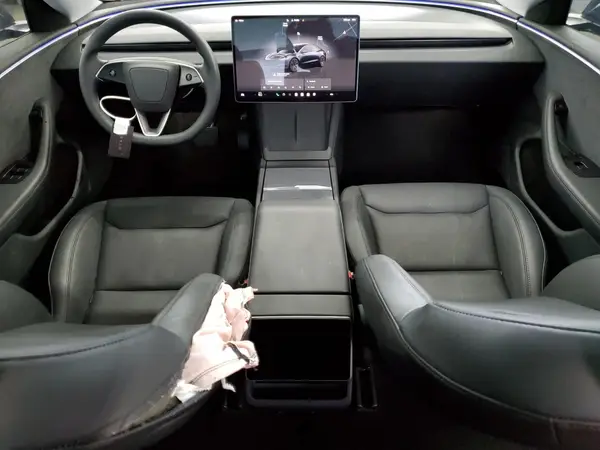 5YJ3E1EB0RF743061 2024 TESLA MODEL 3 - Image 8