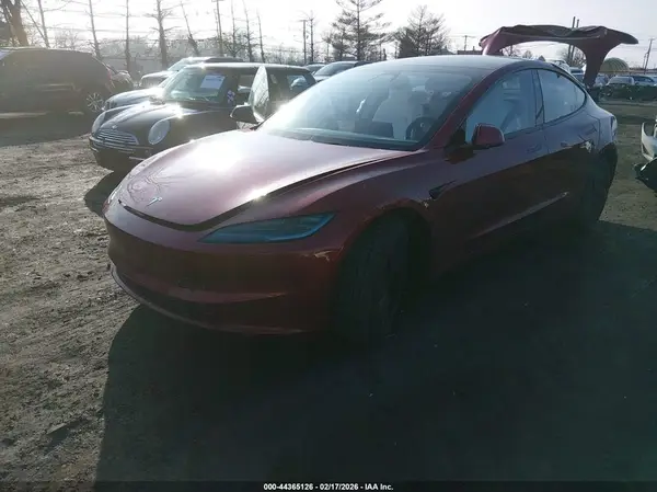 5YJ3E1EB0RF755579 2024 TESLA MODEL 3 - Image 2