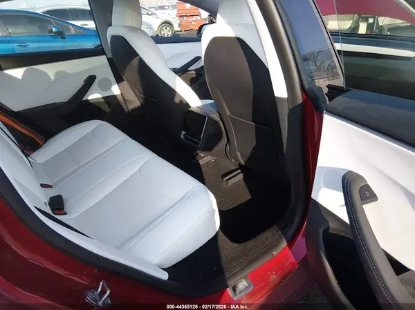 5YJ3E1EB0RF755579 2024 TESLA MODEL 3 - Image 8
