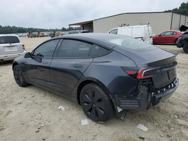 5YJ3E1EB0RF755601 2024 TESLA MODEL 3 - Image 2