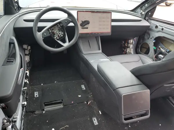 5YJ3E1EB0RF755601 2024 TESLA MODEL 3 - Image 8