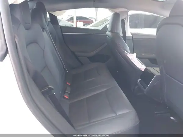 5YJ3E1EB0RF755985 2024 TESLA MODEL 3 - Image 8