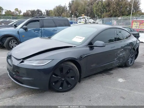 5YJ3E1EB0RF766257 2024 TESLA MODEL 3 - Image 2
