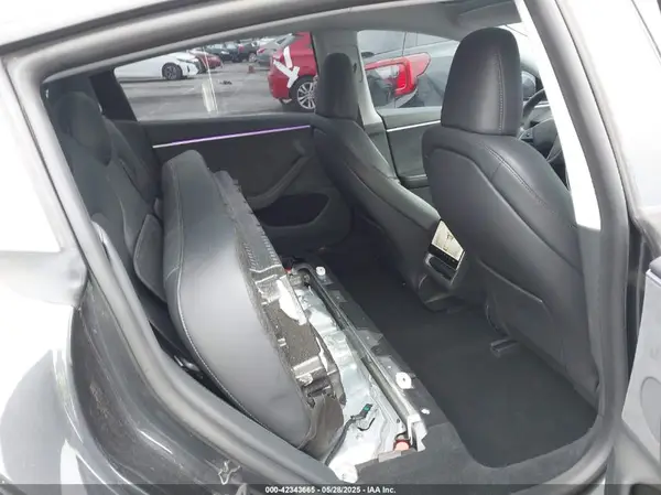 5YJ3E1EB0RF766257 2024 TESLA MODEL 3 - Image 8