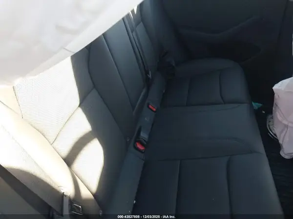 5YJ3E1EB0RF766811 2024 TESLA MODEL 3 - Image 8