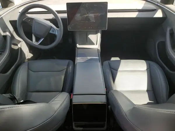5YJ3E1EB0RF789764 2024 TESLA MODEL 3 - Image 8