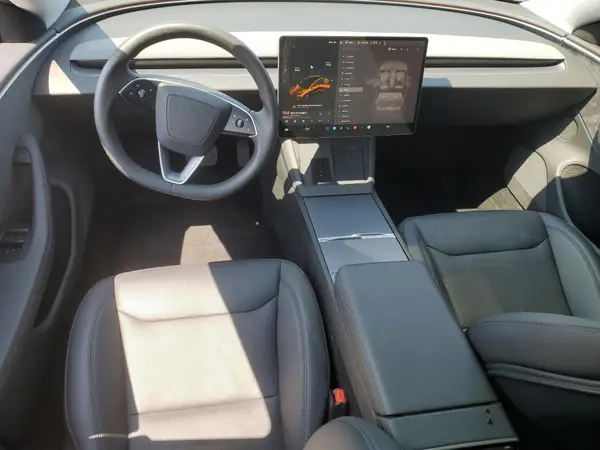 5YJ3E1EB0RF807180 2024 TESLA MODEL 3 - Image 8