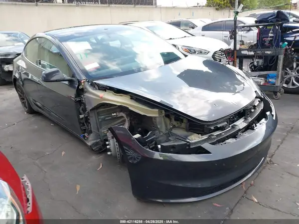 5YJ3E1EB0RF812167 2024 TESLA MODEL 3 - Image 1