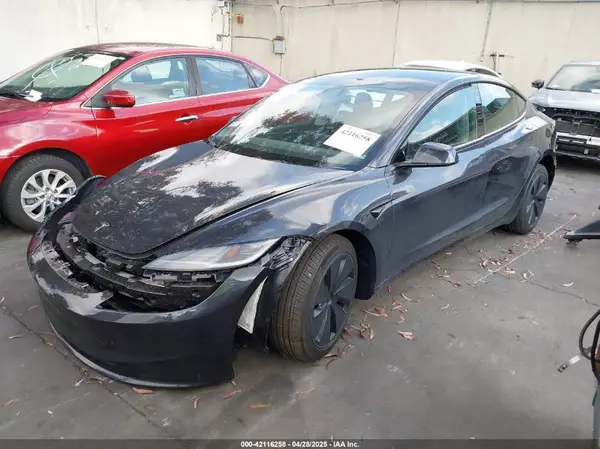 5YJ3E1EB0RF812167 2024 TESLA MODEL 3 - Image 2