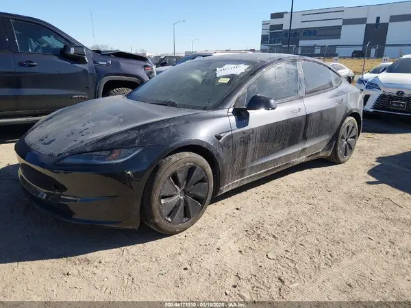 5YJ3E1EB0RF815909 2024 TESLA MODEL 3 - Image 2