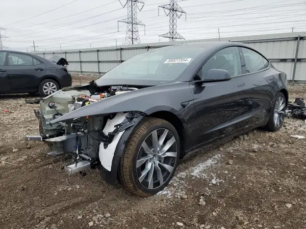 5YJ3E1EB0RF817479 2024 TESLA MODEL 3 - Image 1