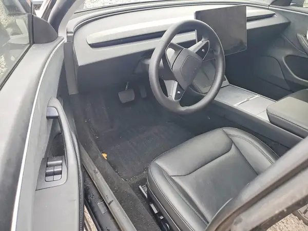 5YJ3E1EB0RF818714 2024 TESLA MODEL 3 - Image 8