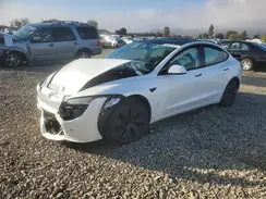 5YJ3E1EB0RF819121 2024 TESLA MODEL 3
