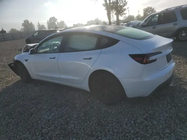 5YJ3E1EB0RF819121 2024 TESLA MODEL 3 - Image 2