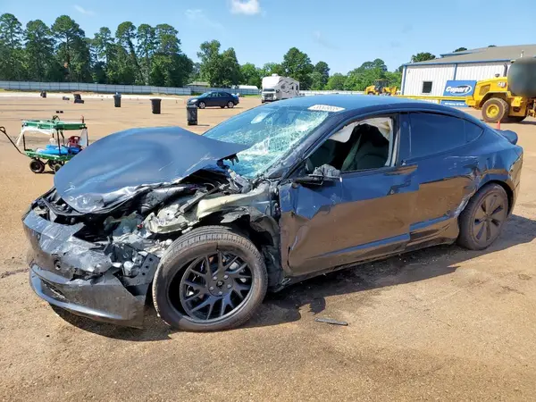 5YJ3E1EB0RF819149 2024 TESLA MODEL 3 - Image 1