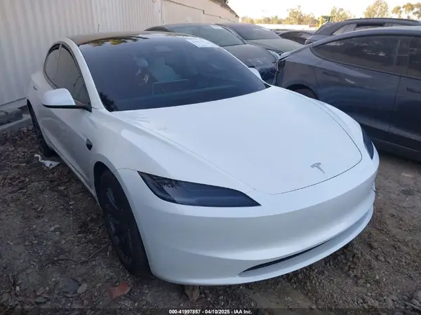 5YJ3E1EB0RF822603 2024 TESLA MODEL 3 - Image 1